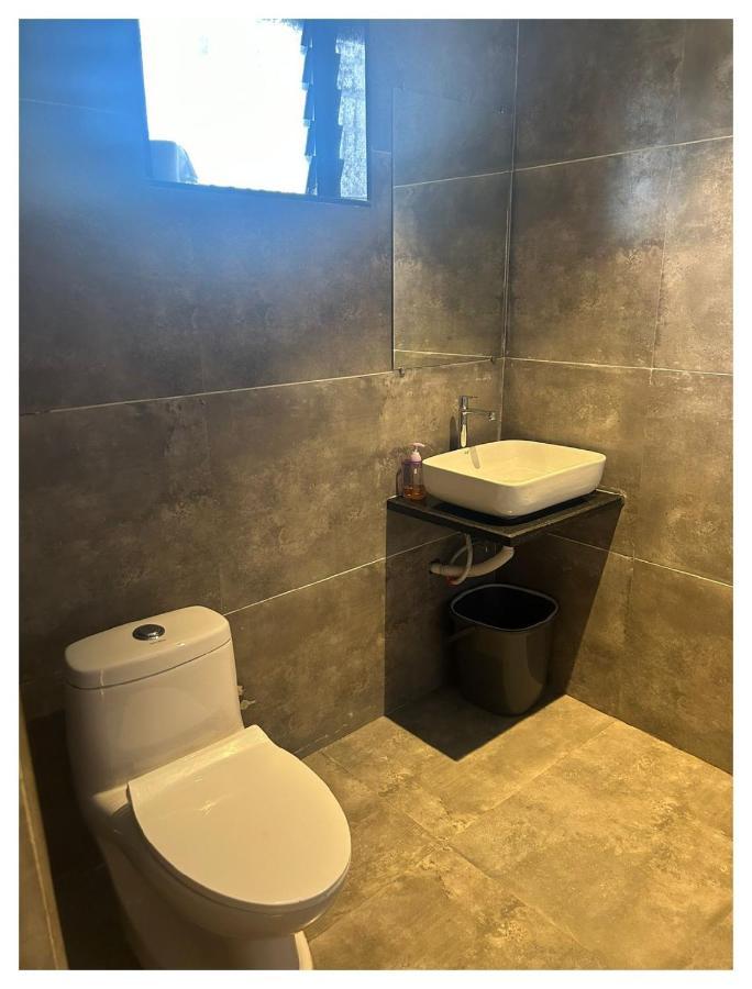 イガットプリ Manas 3Bhk Infinity Viewヴィラ エクステリア 写真
