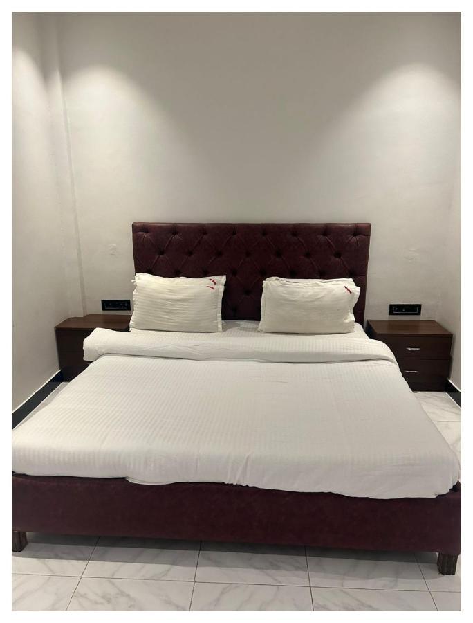 イガットプリ Manas 3Bhk Infinity Viewヴィラ エクステリア 写真