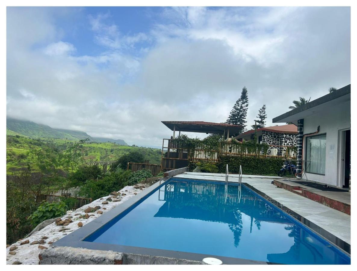 イガットプリ Manas 3Bhk Infinity Viewヴィラ エクステリア 写真