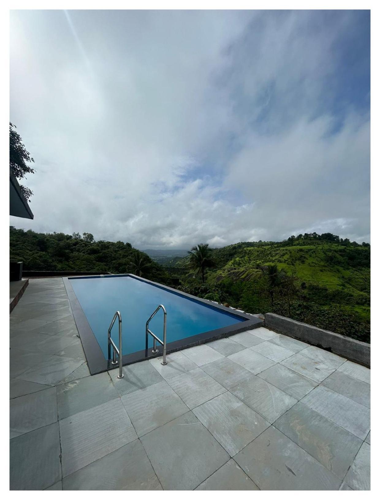 イガットプリ Manas 3Bhk Infinity Viewヴィラ エクステリア 写真